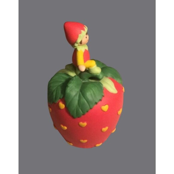 Avon 1993 STRAWBERRY Hearts Delight Porcelain BELL  with Pixie Elf Figurine - Picture 2 of 7